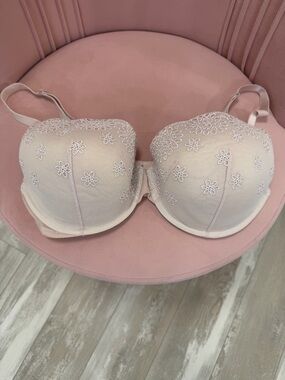 Victoria's Secret Beige and Light Pink Floral Lace Demi Uplift Bra - size 36DD